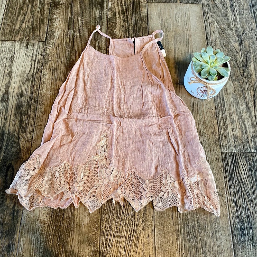 Lace Detail Tank Top